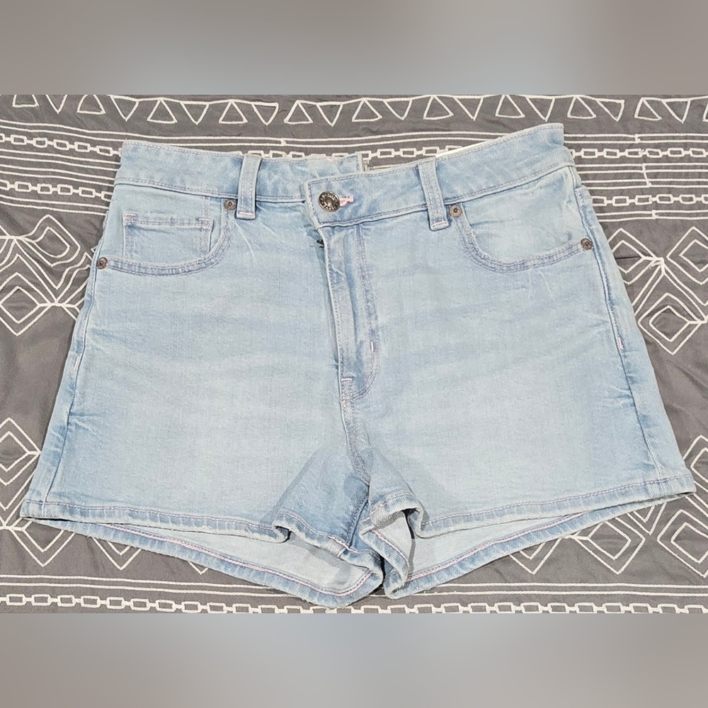 American Eagle Super High Rise Mom Shorts Size 2/26 - Picture 1 of 7